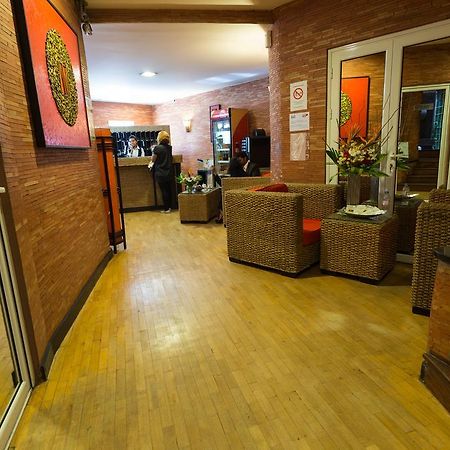 Sole Hotel Antananarivo Buitenkant foto