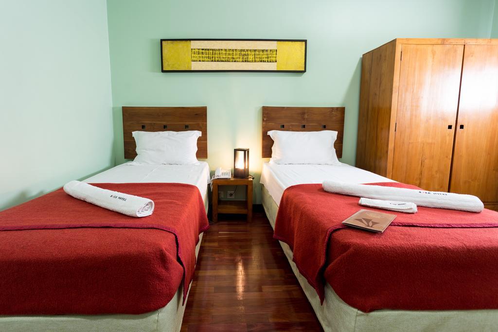 Sole Hotel Antananarivo Buitenkant foto