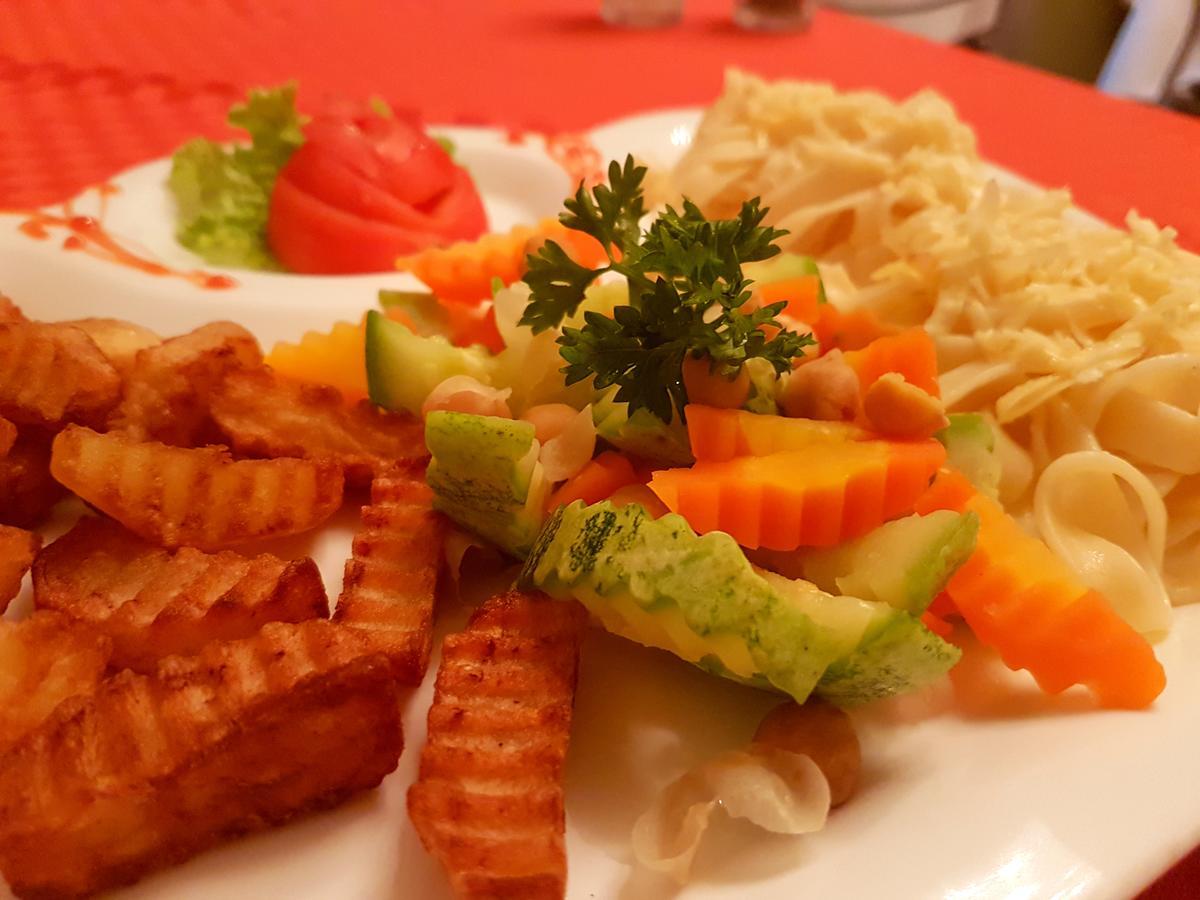 Sole Hotel Antananarivo Buitenkant foto