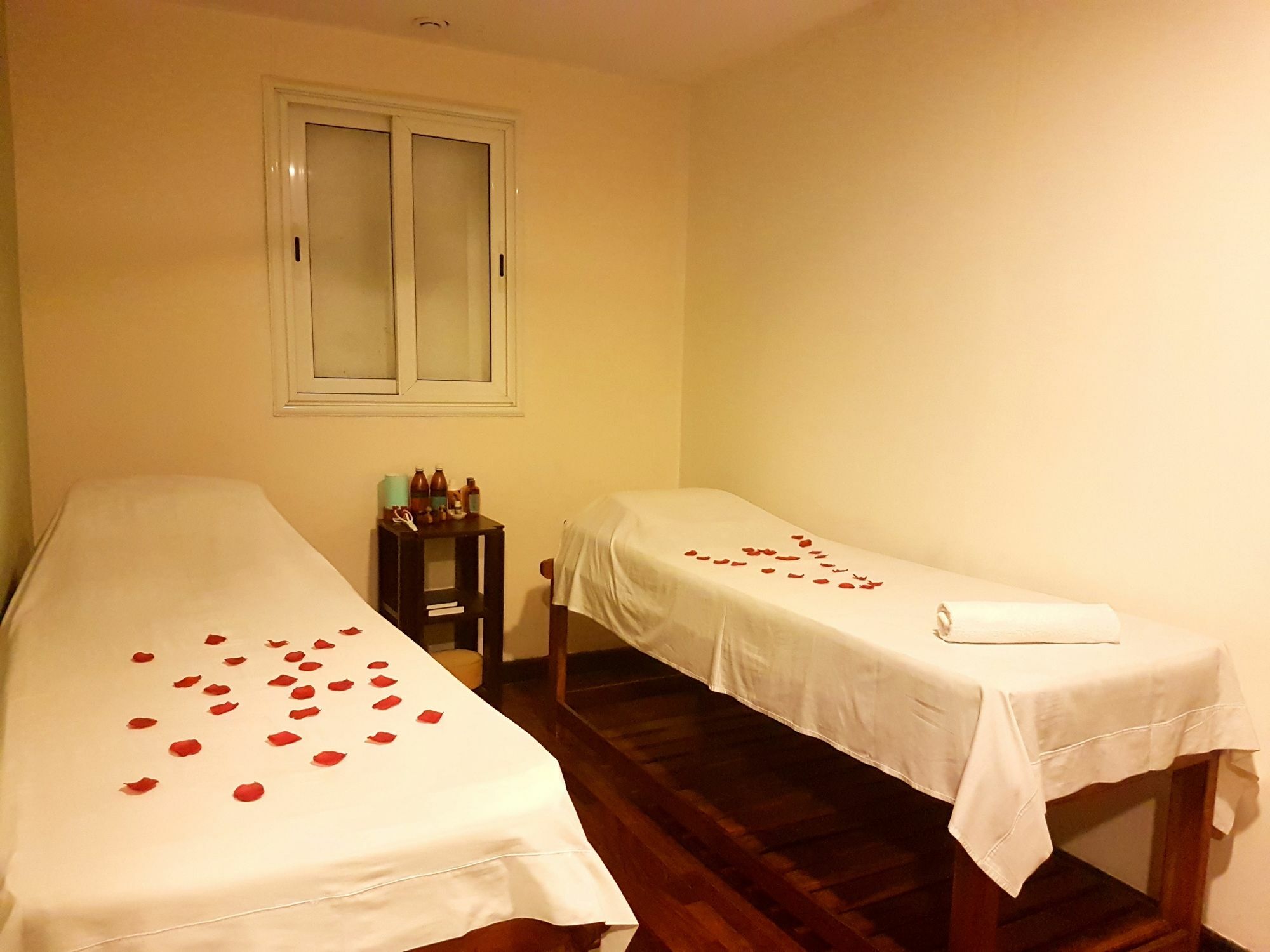 Sole Hotel Antananarivo Buitenkant foto