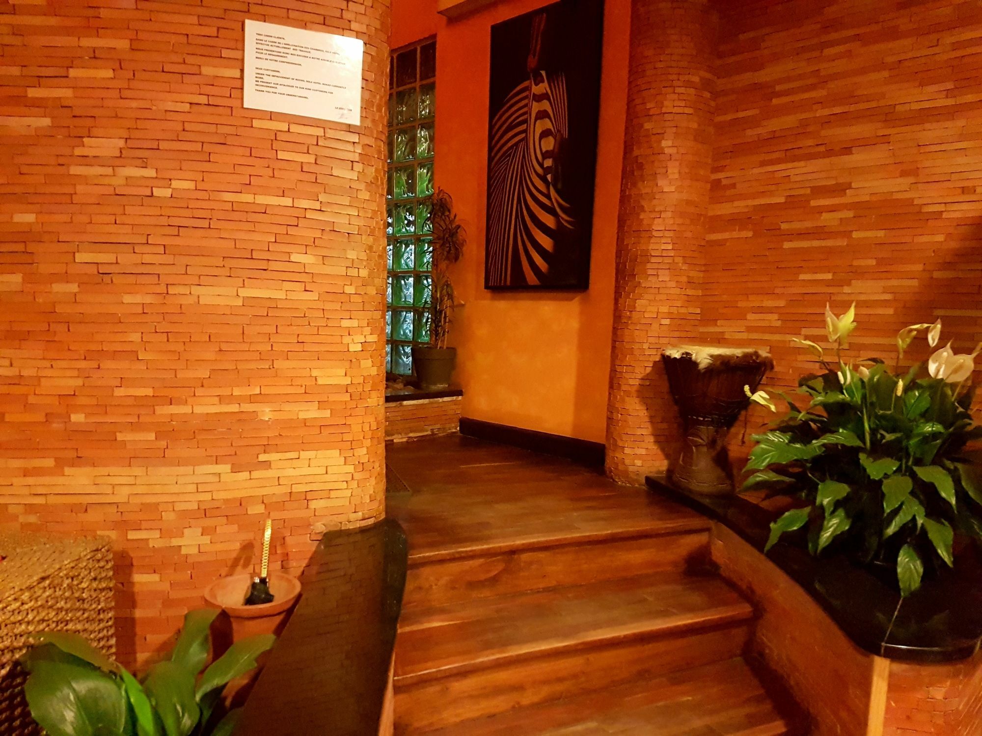 Sole Hotel Antananarivo Buitenkant foto